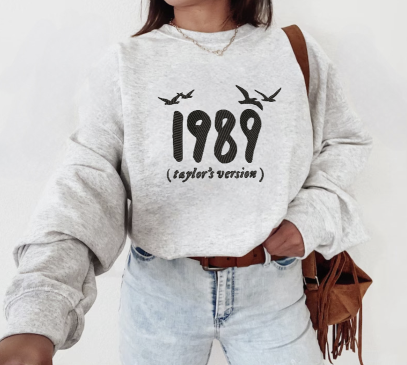 1989 Taylor's Version Sweatshirt, Long Sleeve Shirt, Eras Gifts, Swiftie, Friend Gifts, Cozy Sweater, Gifts for Her, Valentine's Day